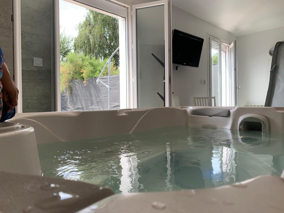 Maison Avec Jacuzzi Interieur Esprit Bord De Mer Pornic Exteriör bild